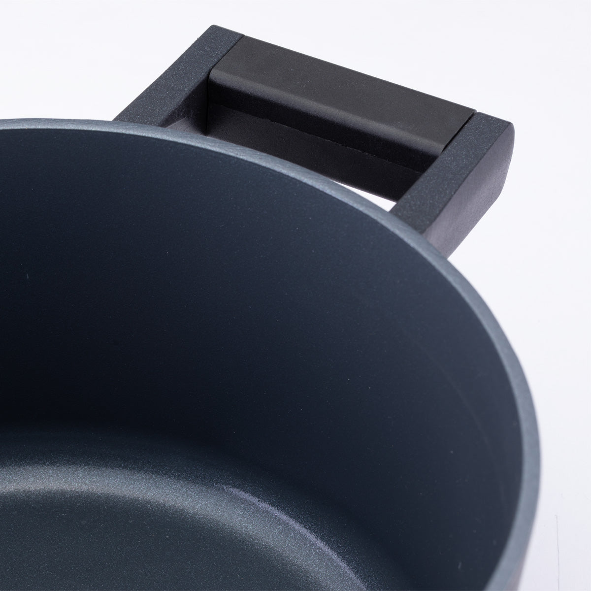 Lumina Tencere 2.7L 20 cm